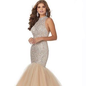 Moro Lee Prom Dress #42002